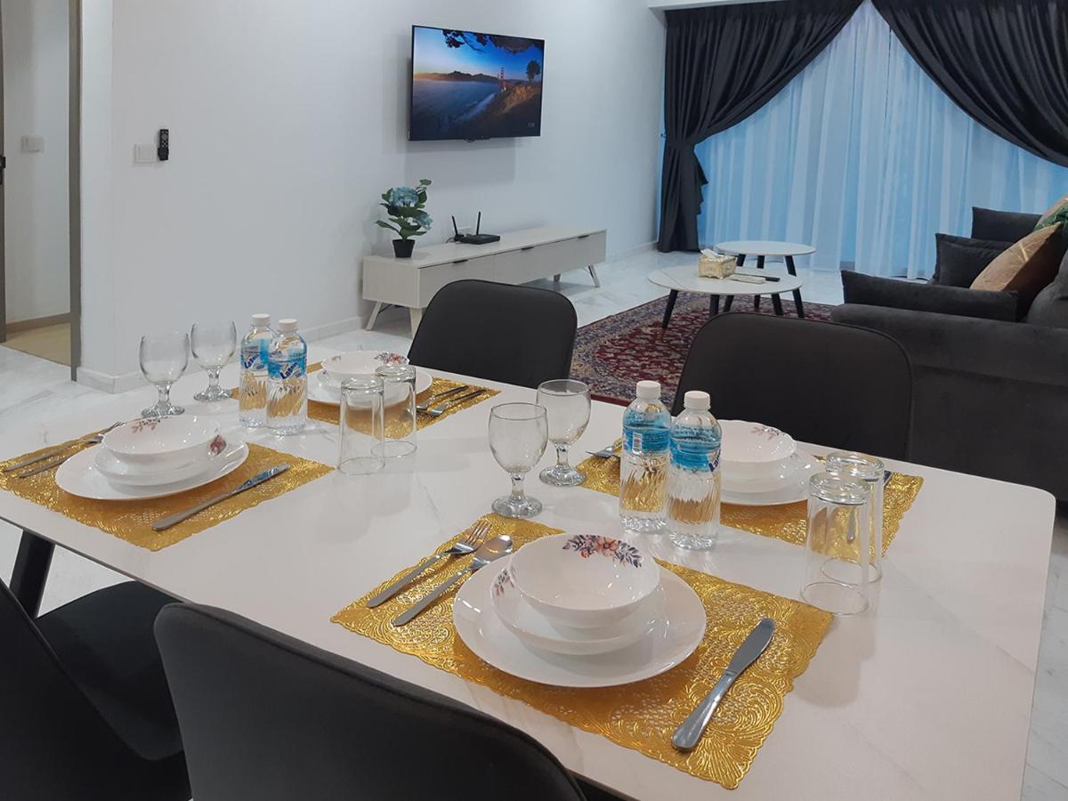 קואלה לומפור Astra @ Eaton Residences Kl מראה חיצוני תמונה