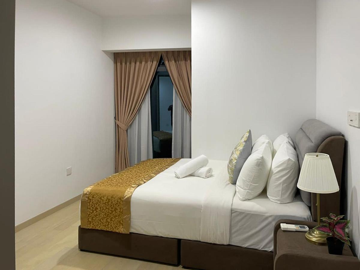 קואלה לומפור Astra @ Eaton Residences Kl מראה חיצוני תמונה
