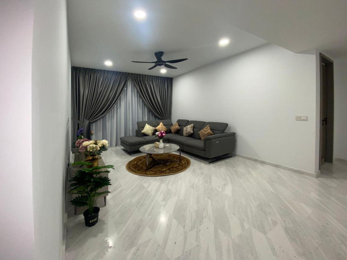 קואלה לומפור Astra @ Eaton Residences Kl מראה חיצוני תמונה